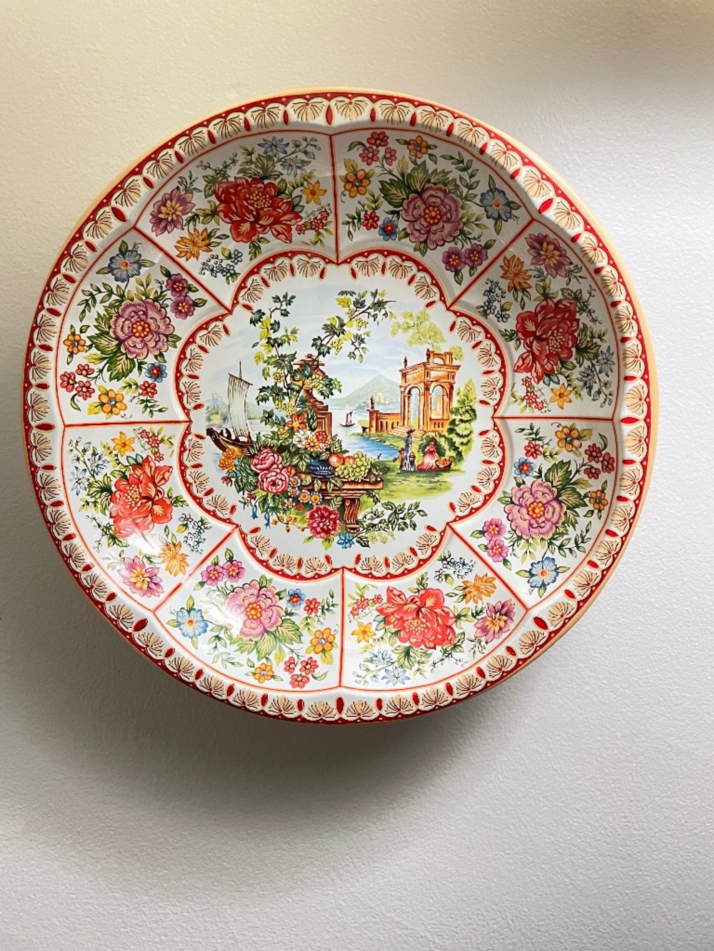 Vintage 1971 Daher Decorated Ware Tin Bowl - 10" Floral Harbor Scene